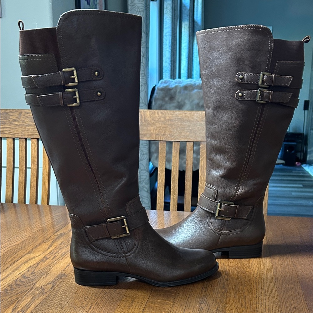 Naturalizer Wide Calf Jessie Brown Size 7.5 Leather Boots with Buckle Accents